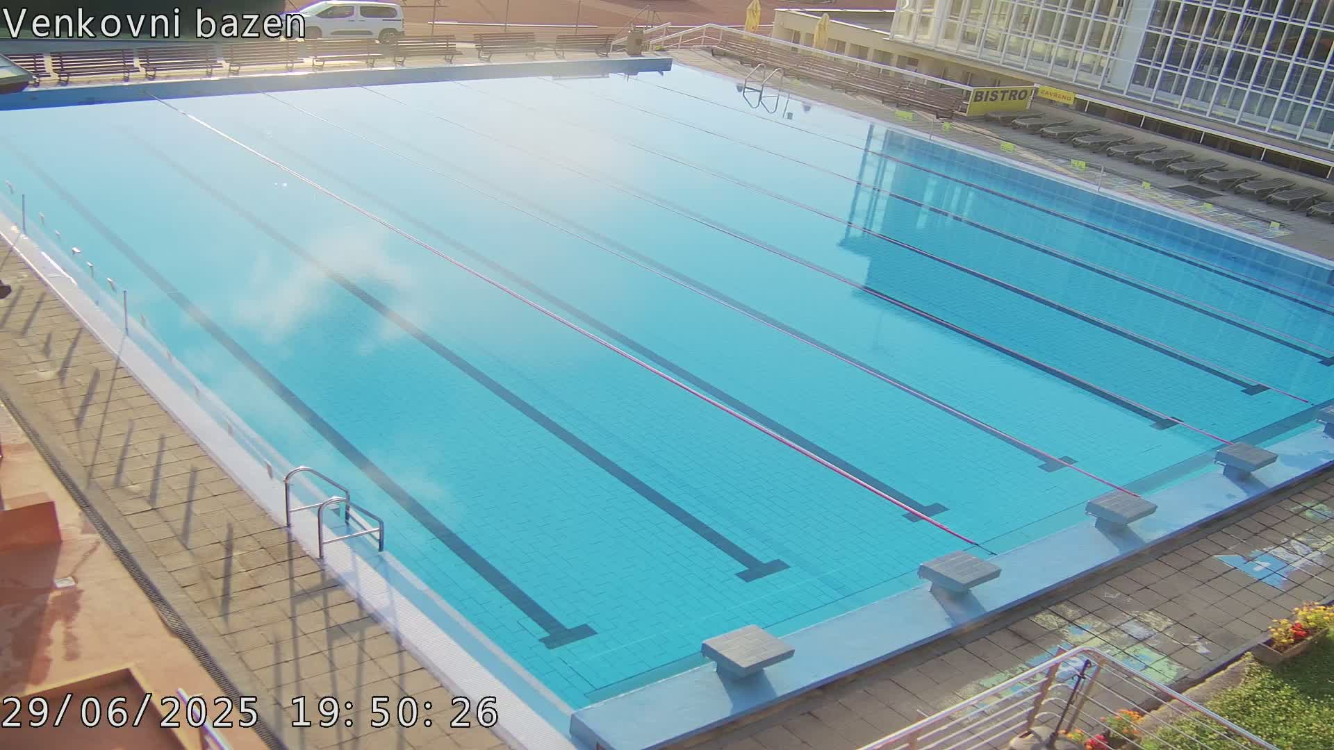 Zlín, Koupaliště Public Swimming Pool Live Cam - Zlin 1, Zlin, Czechia