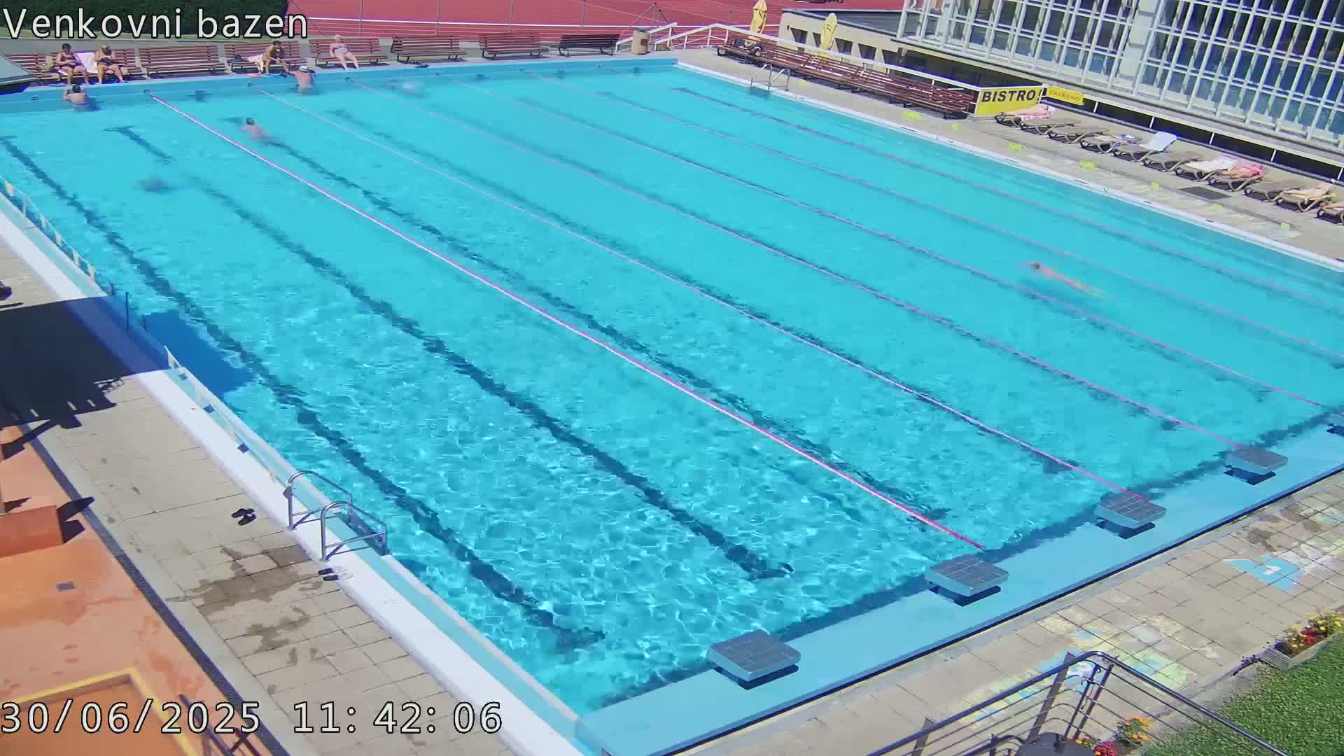 Zlín, Koupaliště Public Swimming Pool Live Cam - Zlin 1, Zlin, Czechia