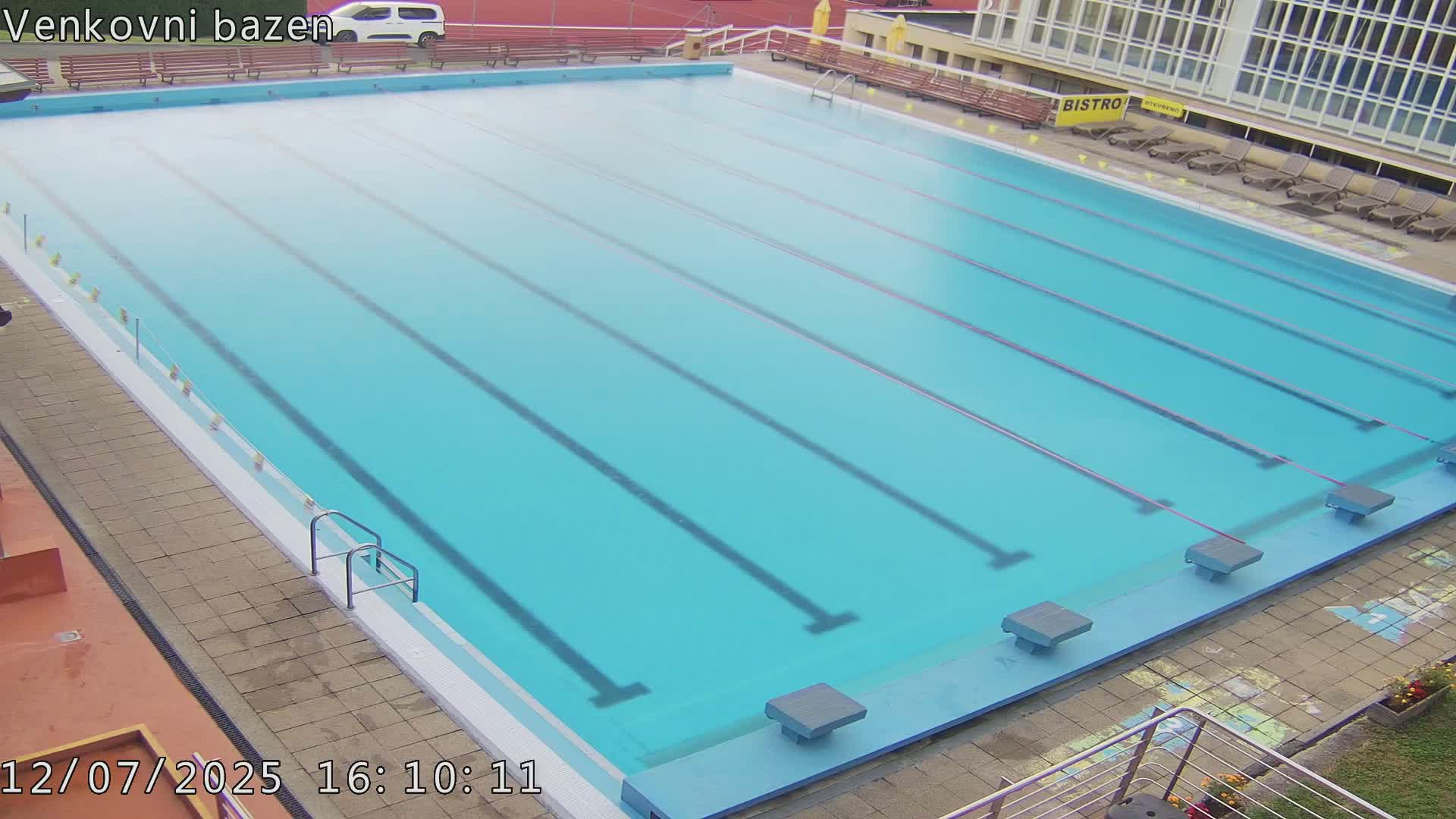 Zlín, Koupaliště Public Swimming Pool Live Cam - Zlin 1, Zlin, Czechia