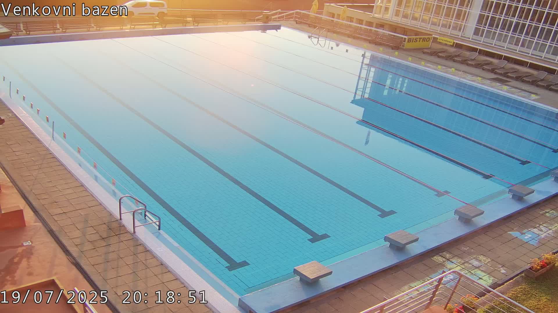 Zlín, Koupaliště Public Swimming Pool Live Cam - Zlin 1, Zlin, Czechia