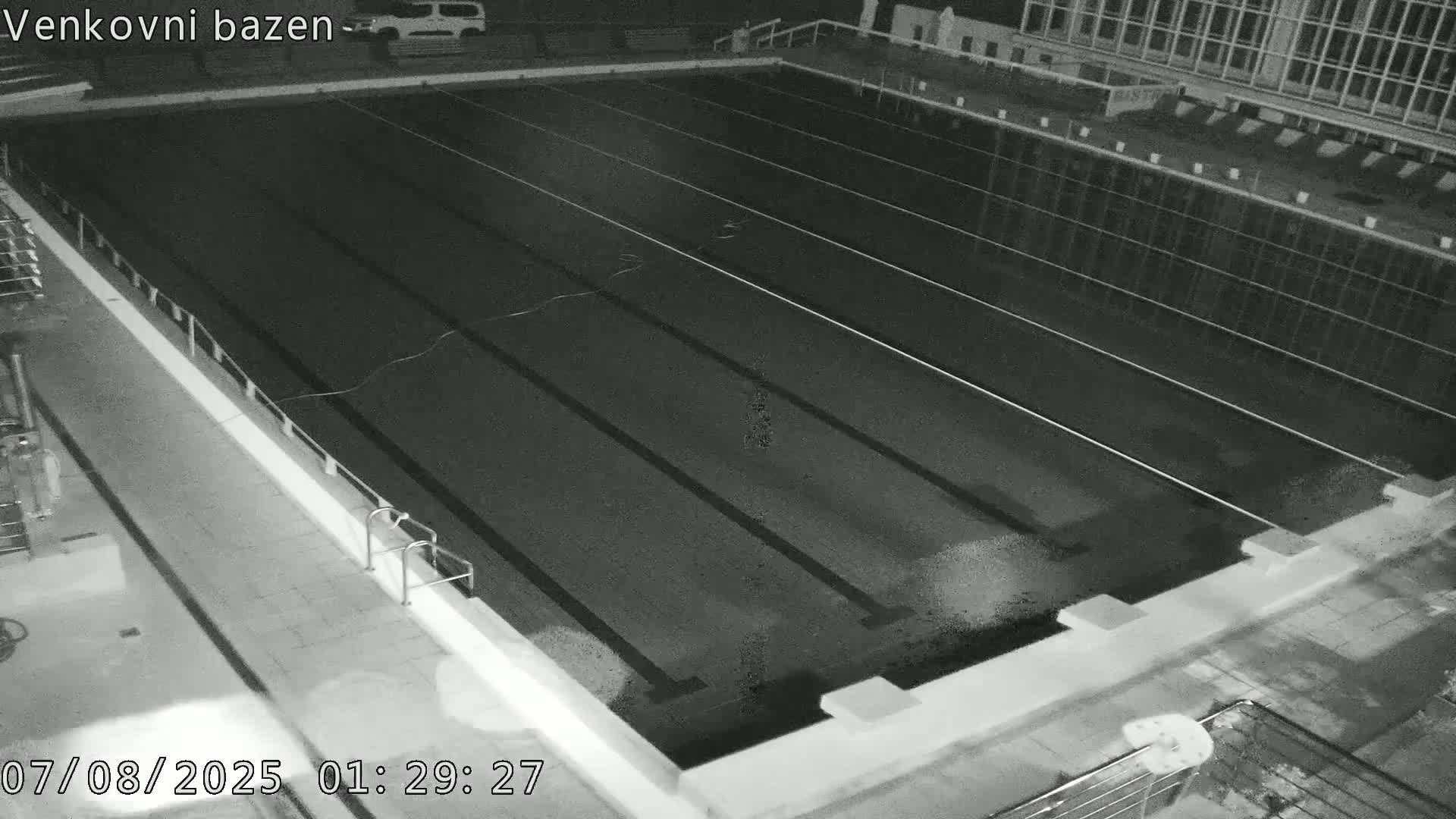 Zlín, Koupaliště Public Swimming Pool Live Cam - Zlin 1, Zlin, Czechia
