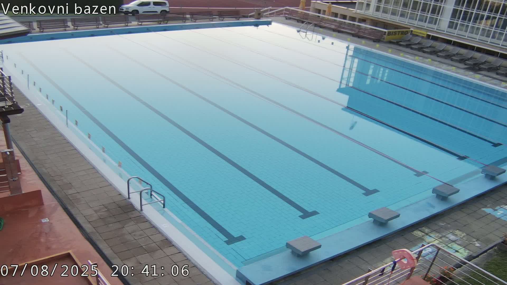 Zlín, Koupaliště Public Swimming Pool Live Cam - Zlin 1, Zlin, Czechia