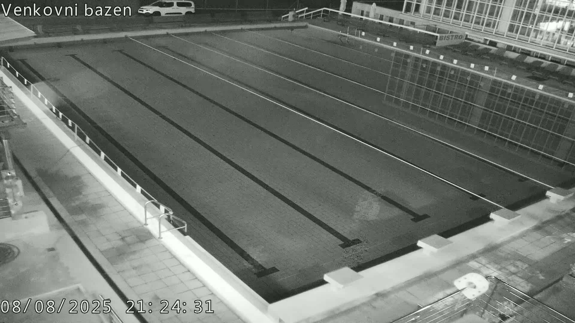 Zlín, Koupaliště Public Swimming Pool Live Cam - Zlin 1, Zlin, Czechia
