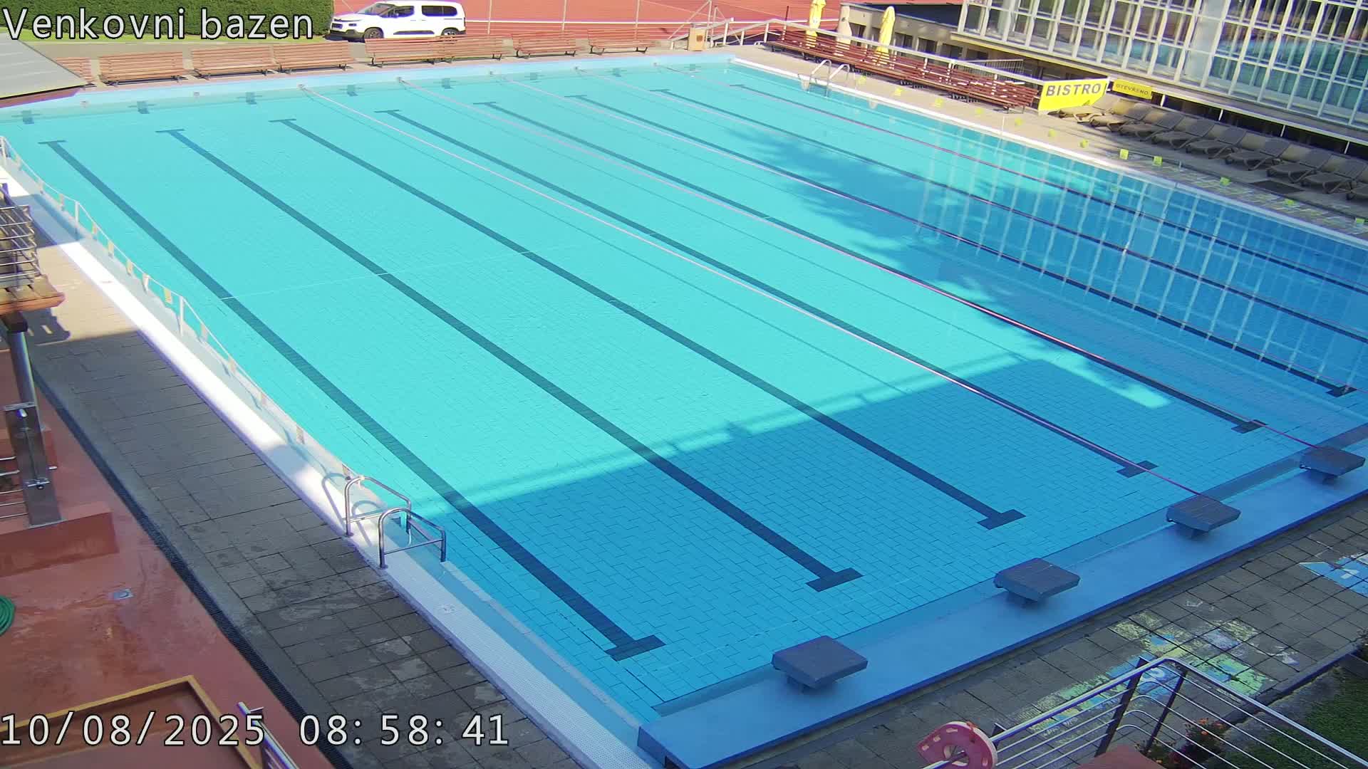 Zlín, Koupaliště Public Swimming Pool Live Cam - Zlin 1, Zlin, Czechia