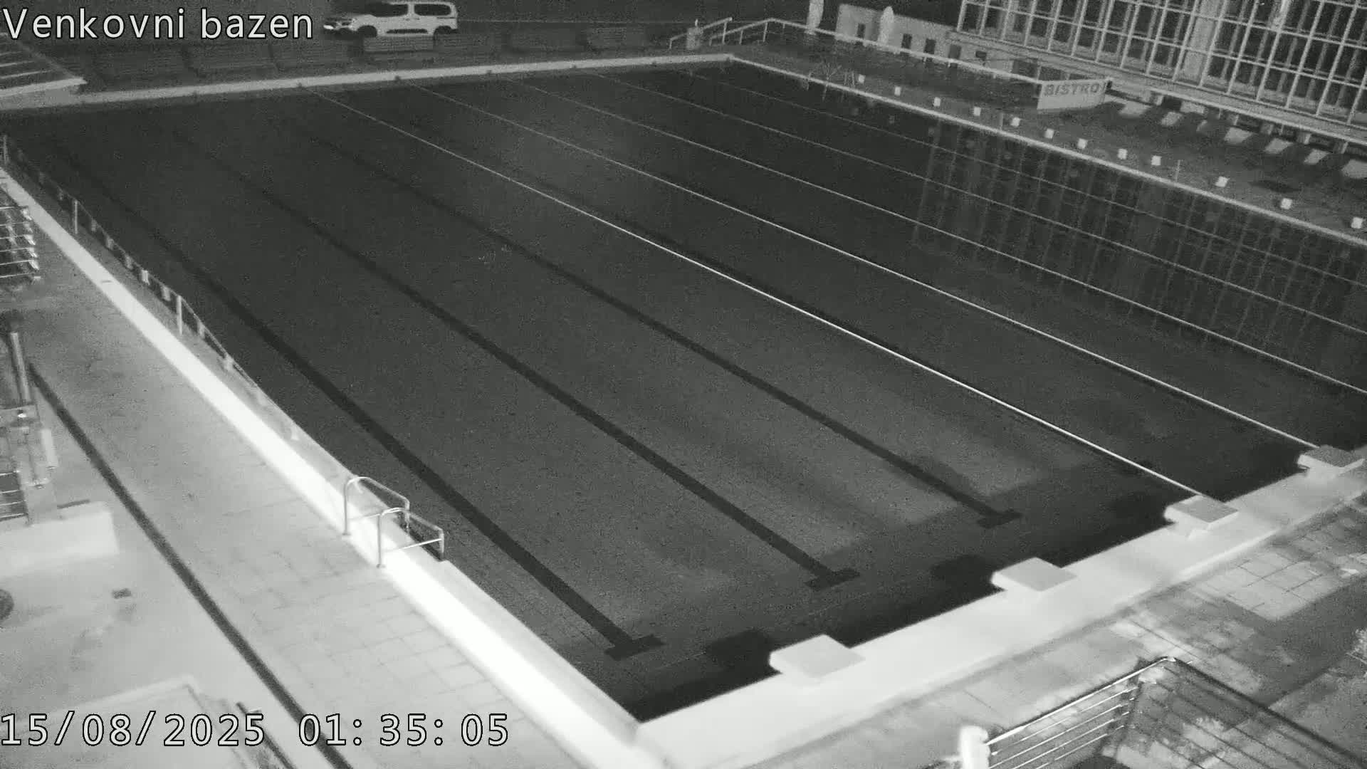 Zlín, Koupaliště Public Swimming Pool Live Cam - Zlin 1, Zlin, Czechia