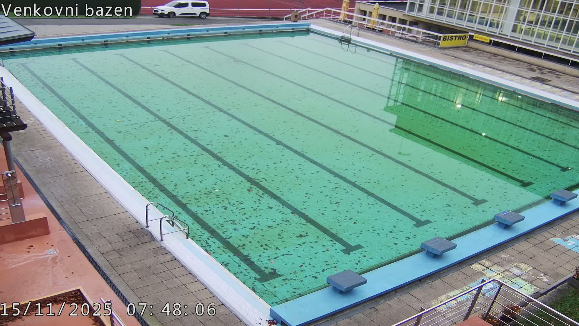 Zlín, Koupaliště Public Swimming Pool Live Cam - Zlin 1, Zlin, Czechia