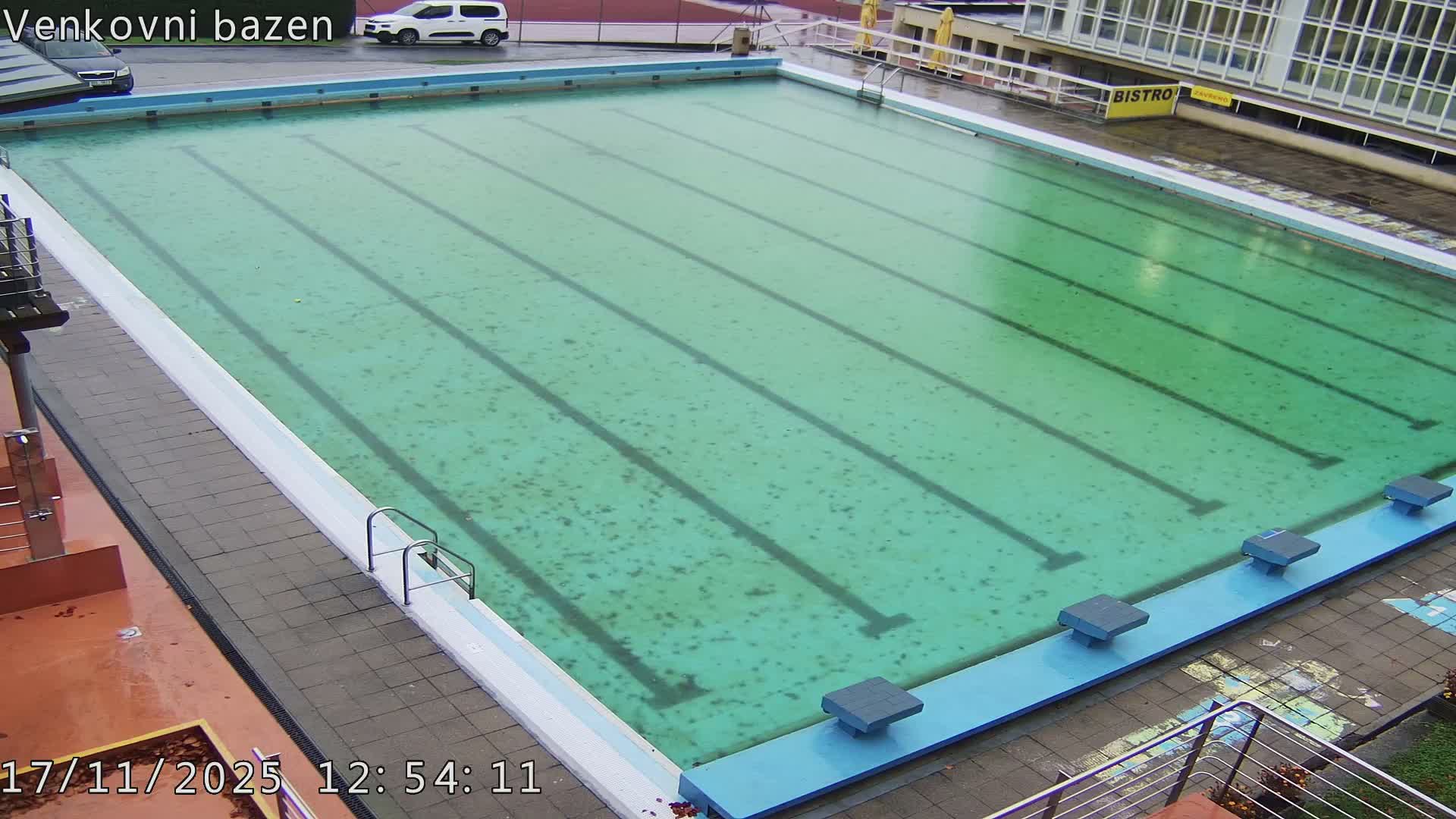 Zlín, Koupaliště Public Swimming Pool Live Cam - Zlin 1, Zlin, Czechia