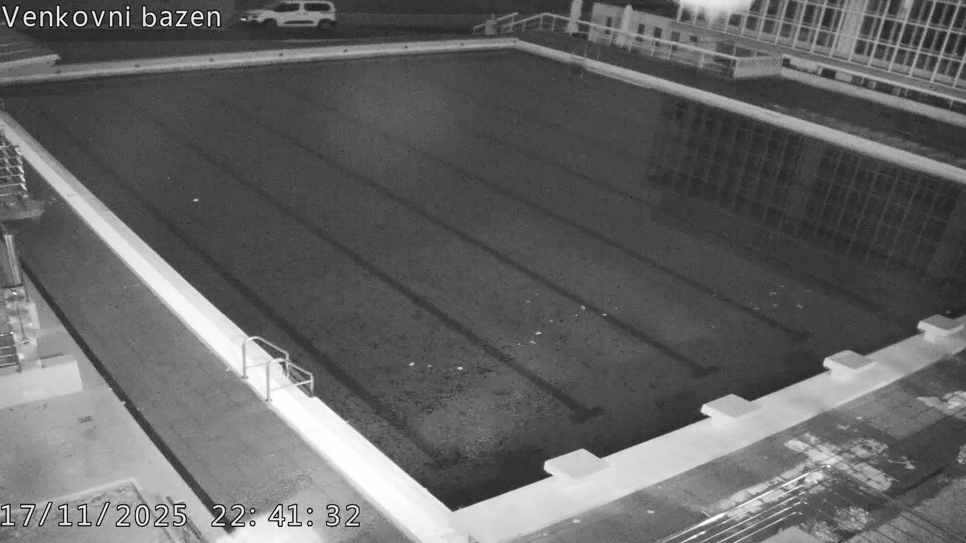 Zlín, Koupaliště Public Swimming Pool Live Cam - Zlin 1, Zlin, Czechia