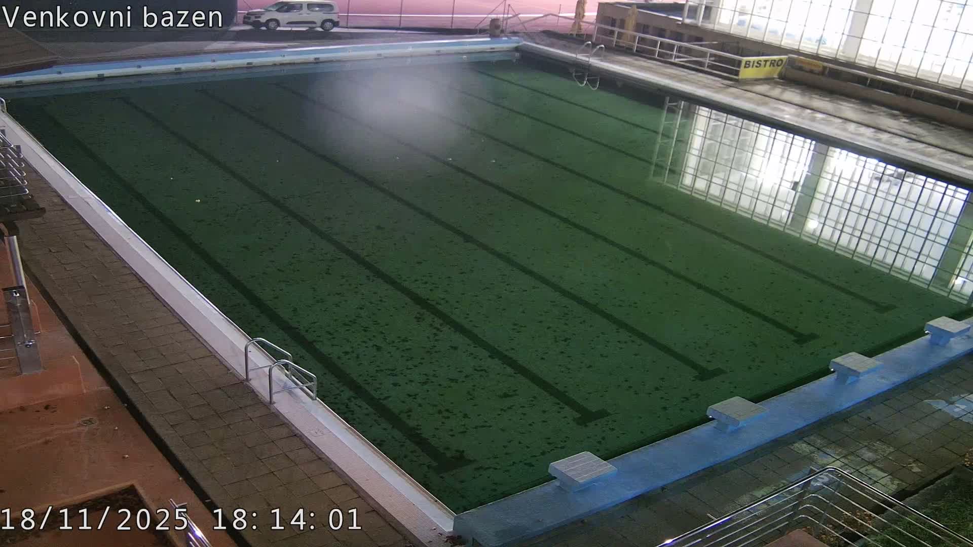 Zlín, Koupaliště Public Swimming Pool Live Cam - Zlin 1, Zlin, Czechia