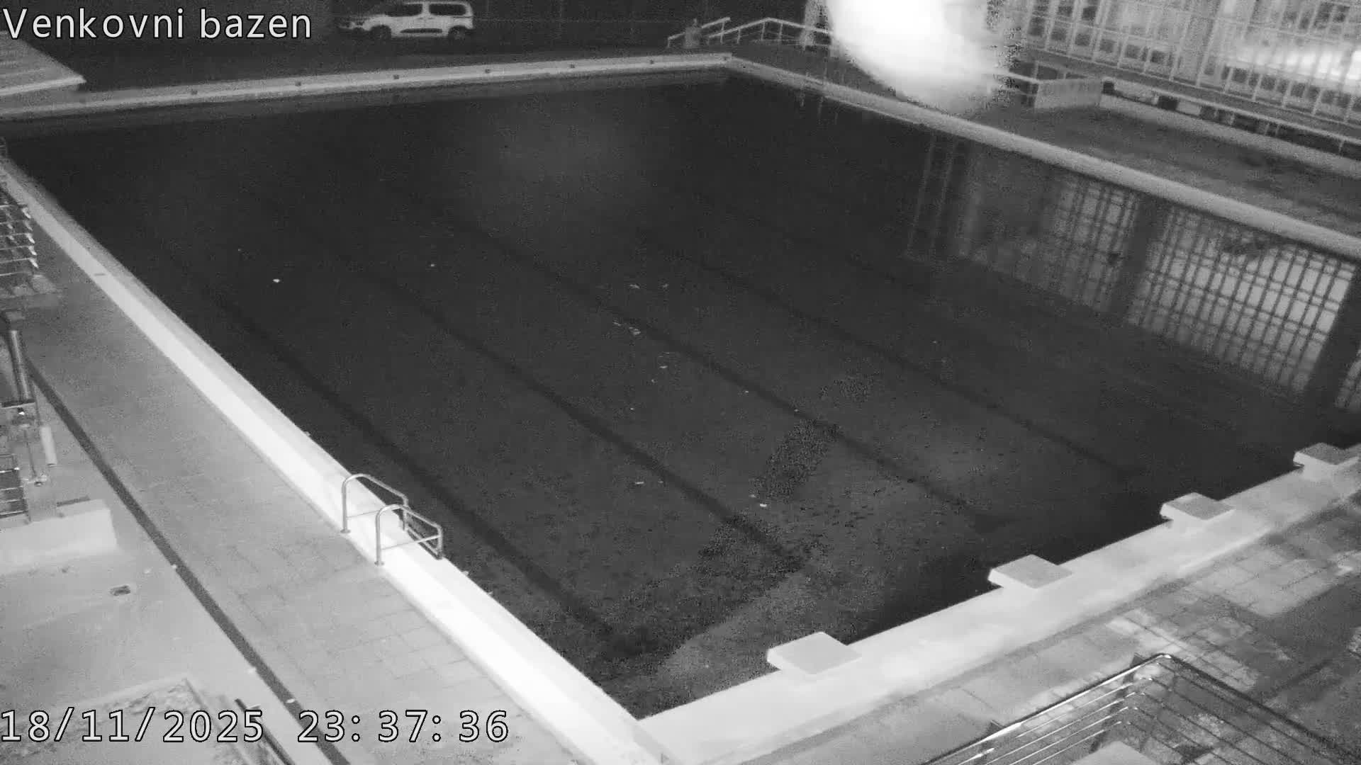Zlín, Koupaliště Public Swimming Pool Live Cam - Zlin 1, Zlin, Czechia