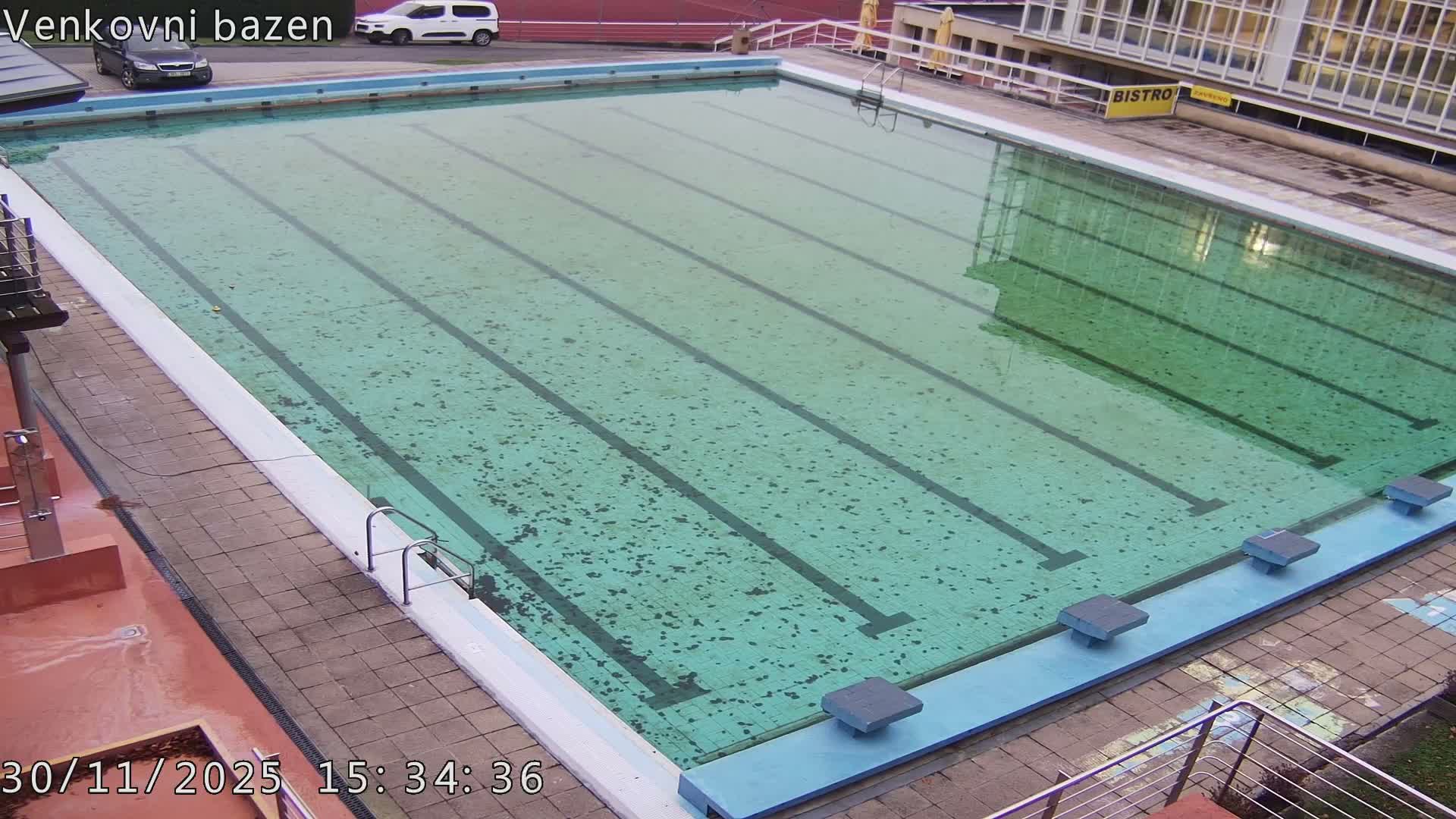Zlín, Koupaliště Public Swimming Pool Live Cam - Zlin 1, Zlin, Czechia