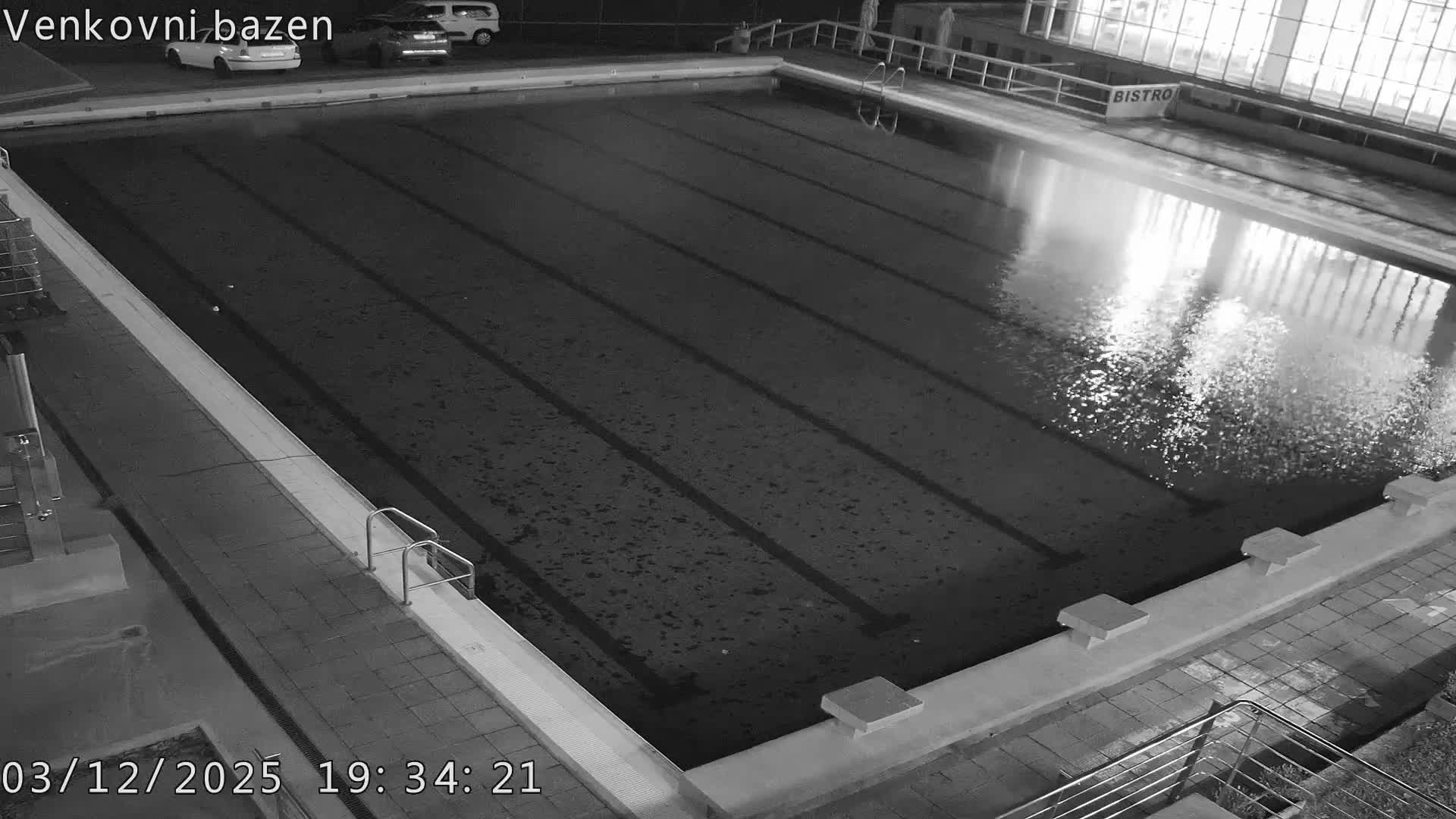 Zlín, Koupaliště Public Swimming Pool Live Cam - Zlin 1, Zlin, Czechia