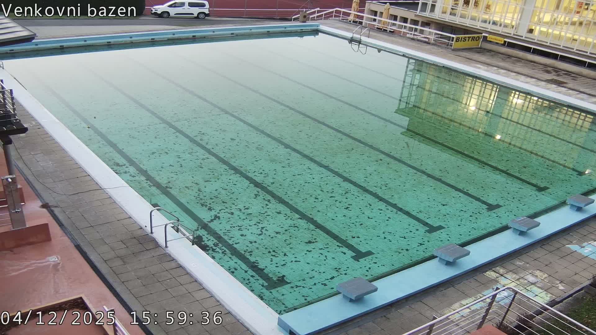 Zlín, Koupaliště Public Swimming Pool Live Cam - Zlin 1, Zlin, Czechia