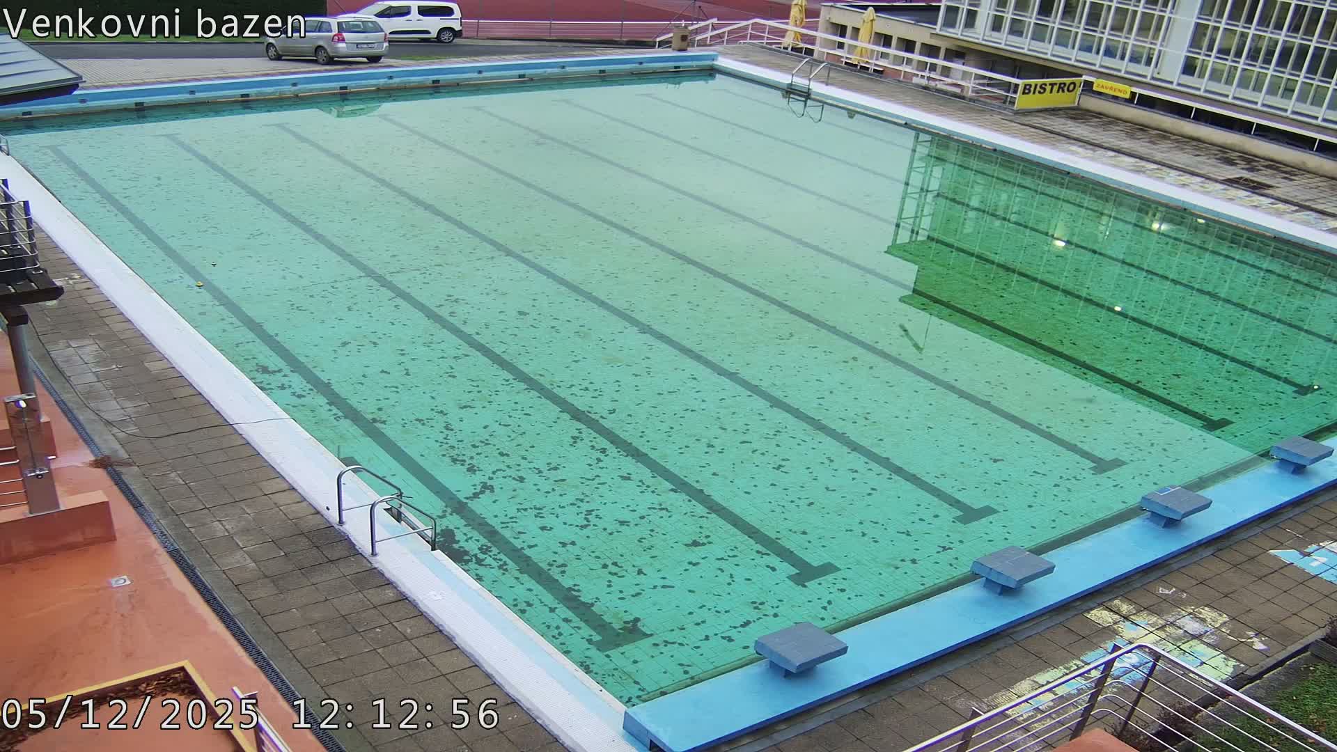 Zlín, Koupaliště Public Swimming Pool Live Cam - Zlin 1, Zlin, Czechia