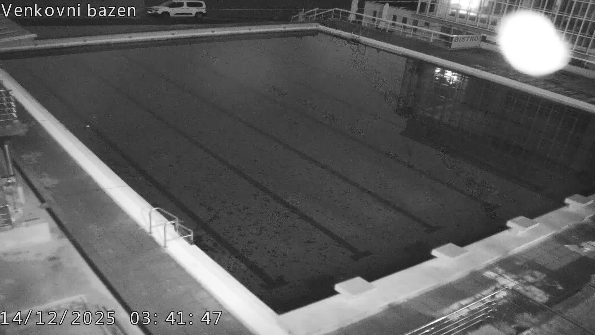 Zlín, Koupaliště Public Swimming Pool Live Cam - Zlin 1, Zlin, Czechia