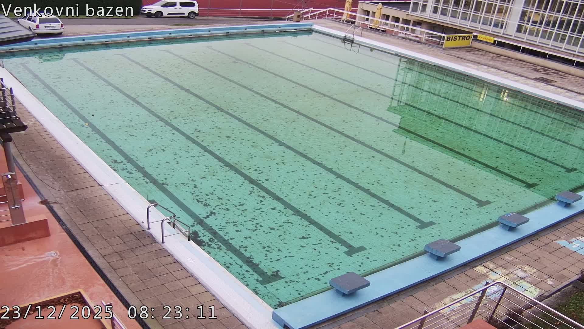 Zlín, Koupaliště Public Swimming Pool Live Cam - Zlin 1, Zlin, Czechia