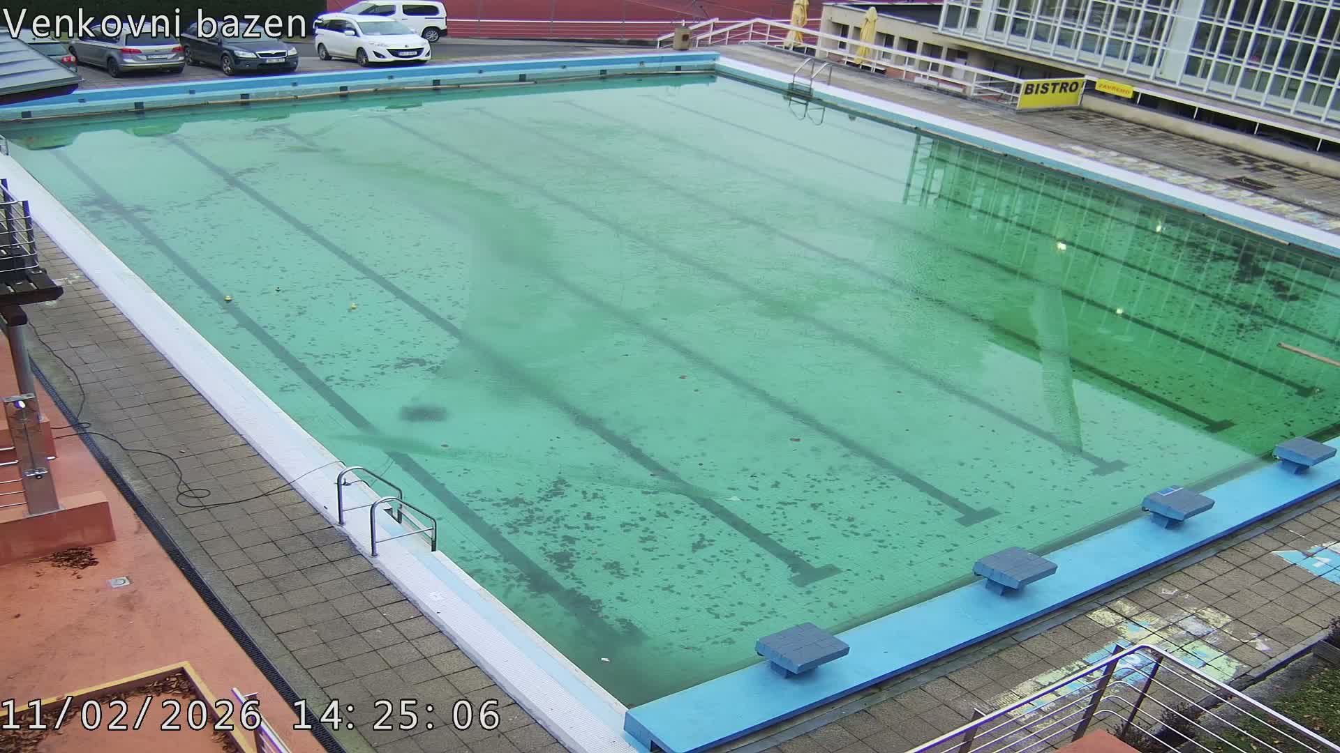 Zlín, Koupaliště Public Swimming Pool Live Cam - Zlin 1, Zlin, Czechia