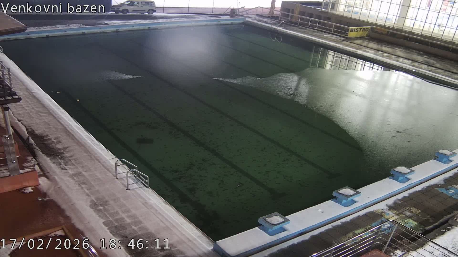 Zlín, Koupaliště Public Swimming Pool Live Cam - Zlin 1, Zlin, Czechia