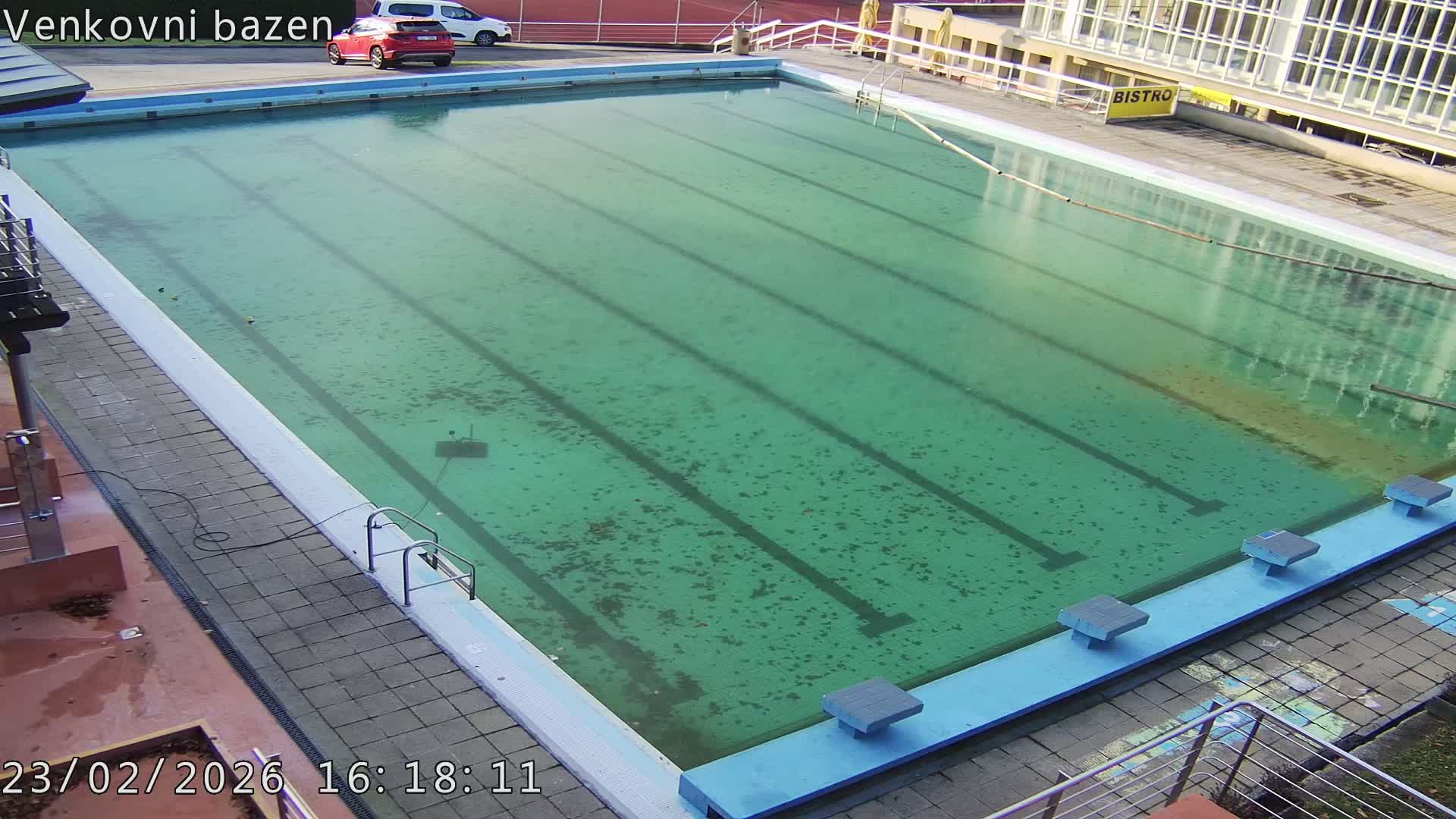 Zlín, Koupaliště Public Swimming Pool Live Cam - Zlin 1, Zlin, Czechia