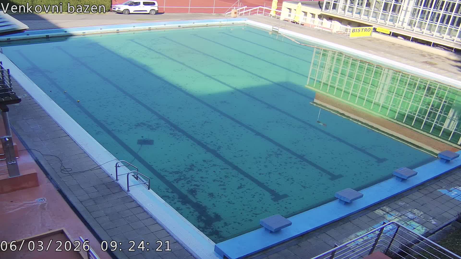 Zlín, Koupaliště Public Swimming Pool Live Cam - Zlin 1, Zlin, Czechia
