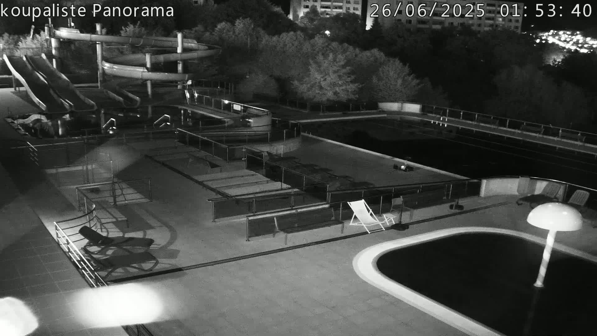 Zlín - Koupaliště Panorama Swimming Pool & Aquapark Live Cam - Zlin 5, Zlin, Czechia