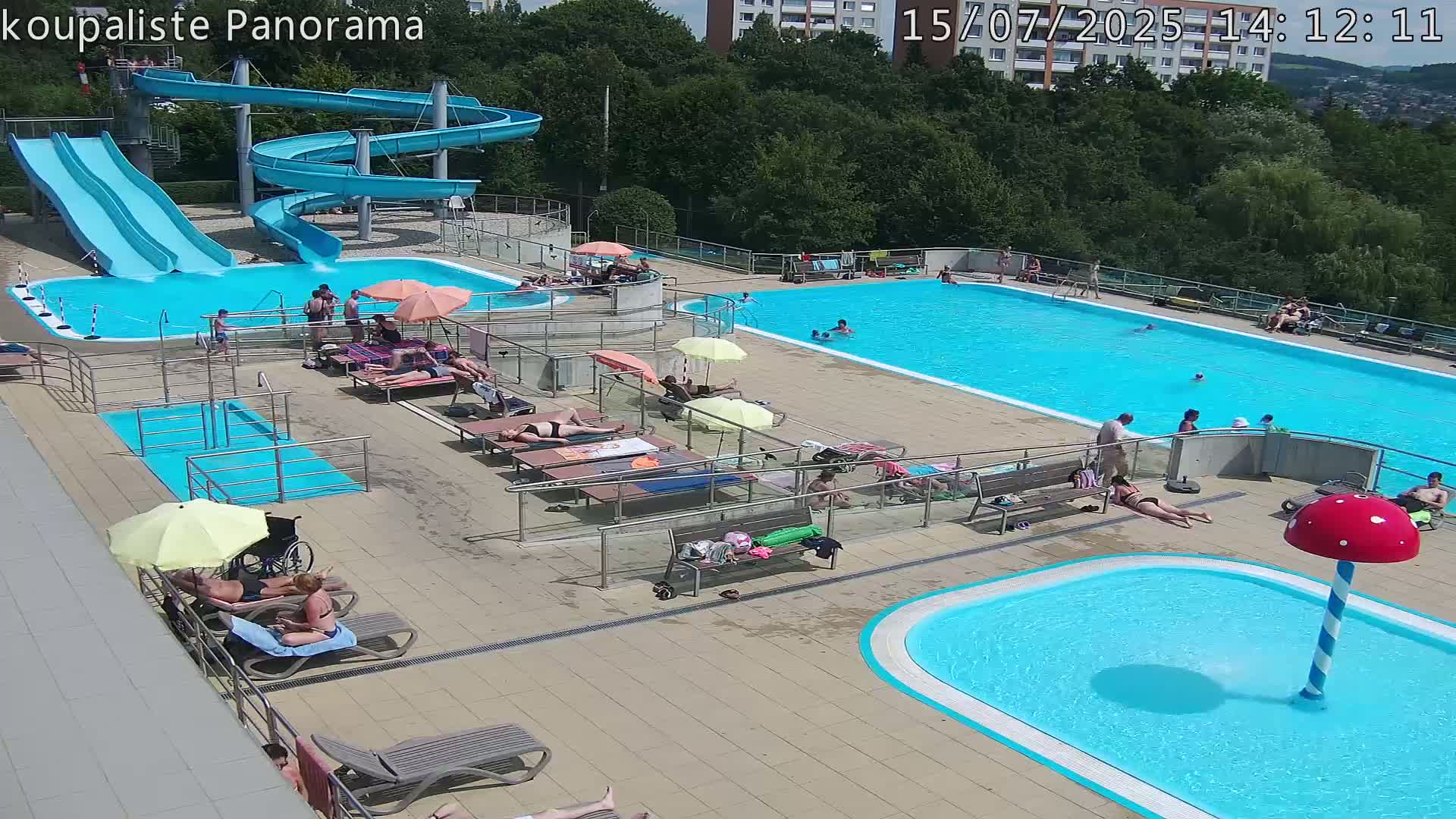 Zlín - Koupaliště Panorama Swimming Pool & Aquapark Live Cam - Zlin 5, Zlin, Czechia