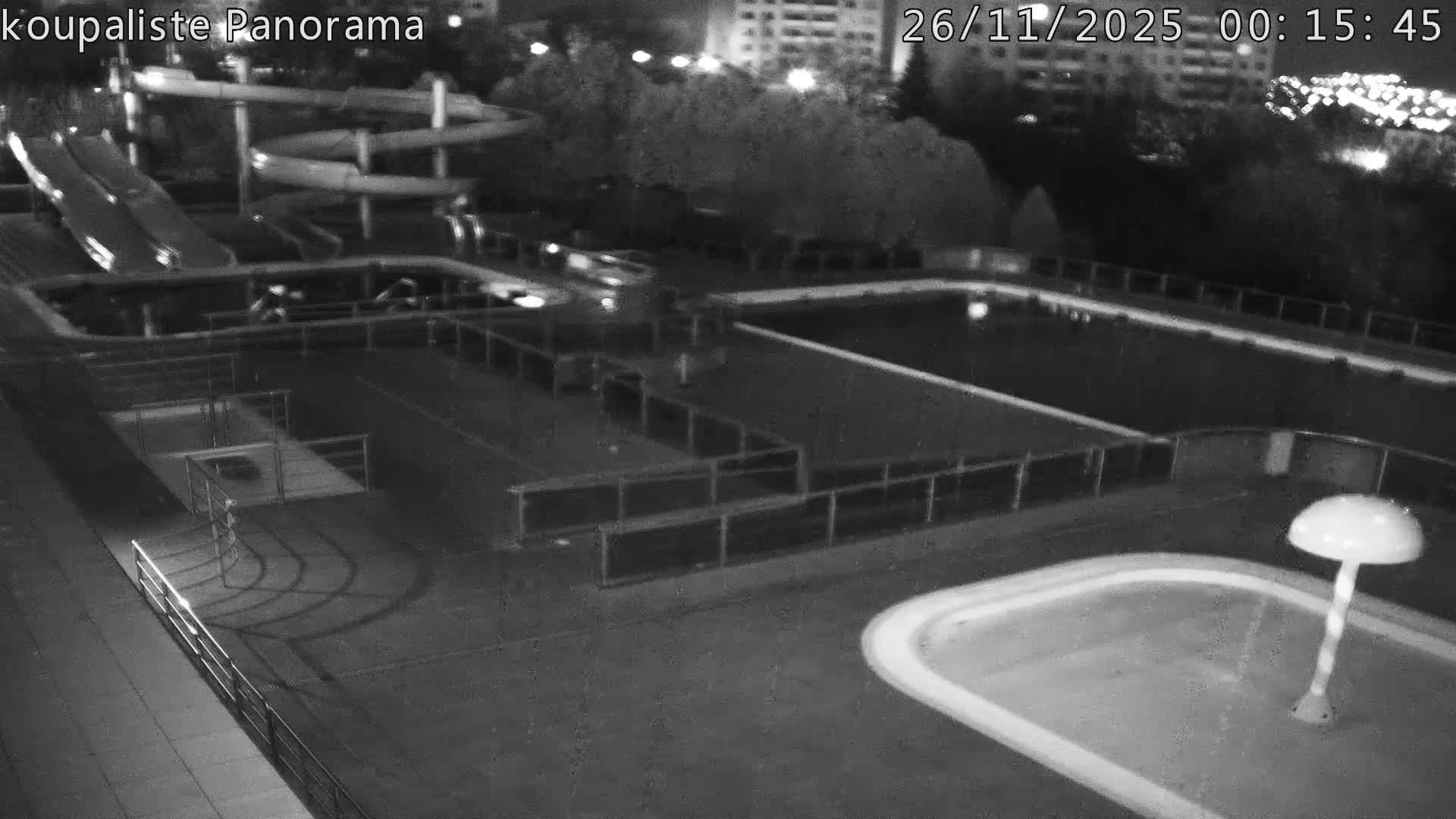Zlín - Koupaliště Panorama Swimming Pool & Aquapark Live Cam - Zlin 5, Zlin, Czechia