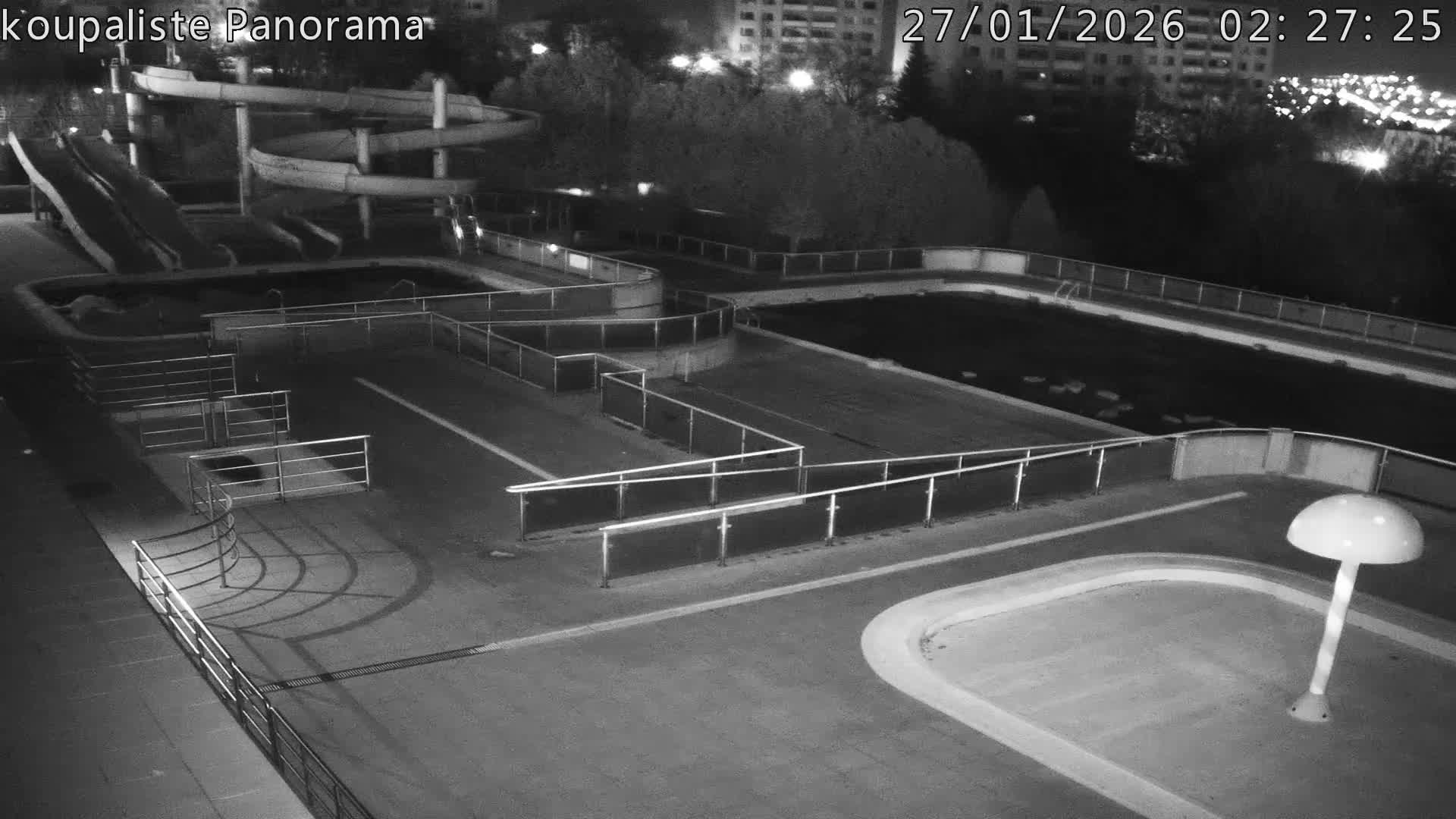 Zlín - Koupaliště Panorama Swimming Pool & Aquapark Live Cam - Zlin 5, Zlin, Czechia
