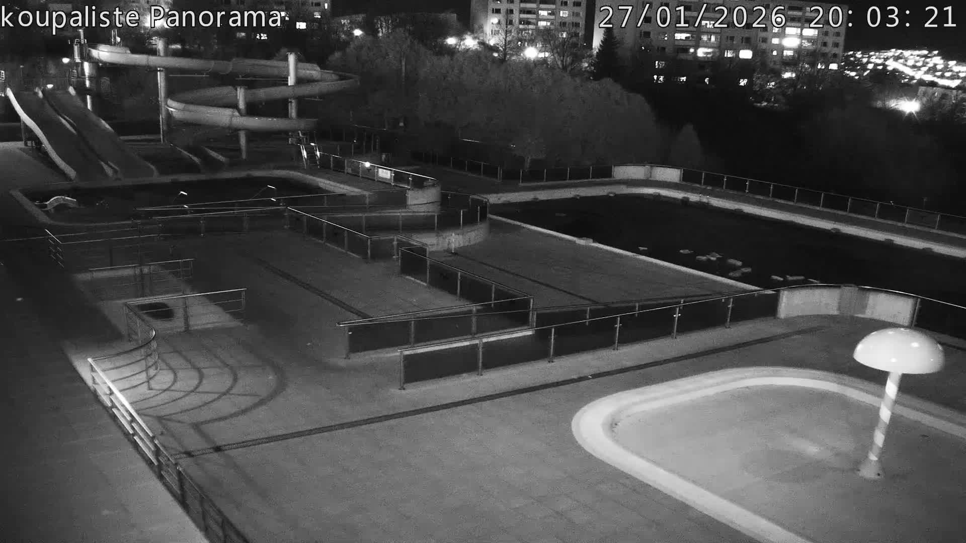 Zlín - Koupaliště Panorama Swimming Pool & Aquapark Live Cam - Zlin 5, Zlin, Czechia