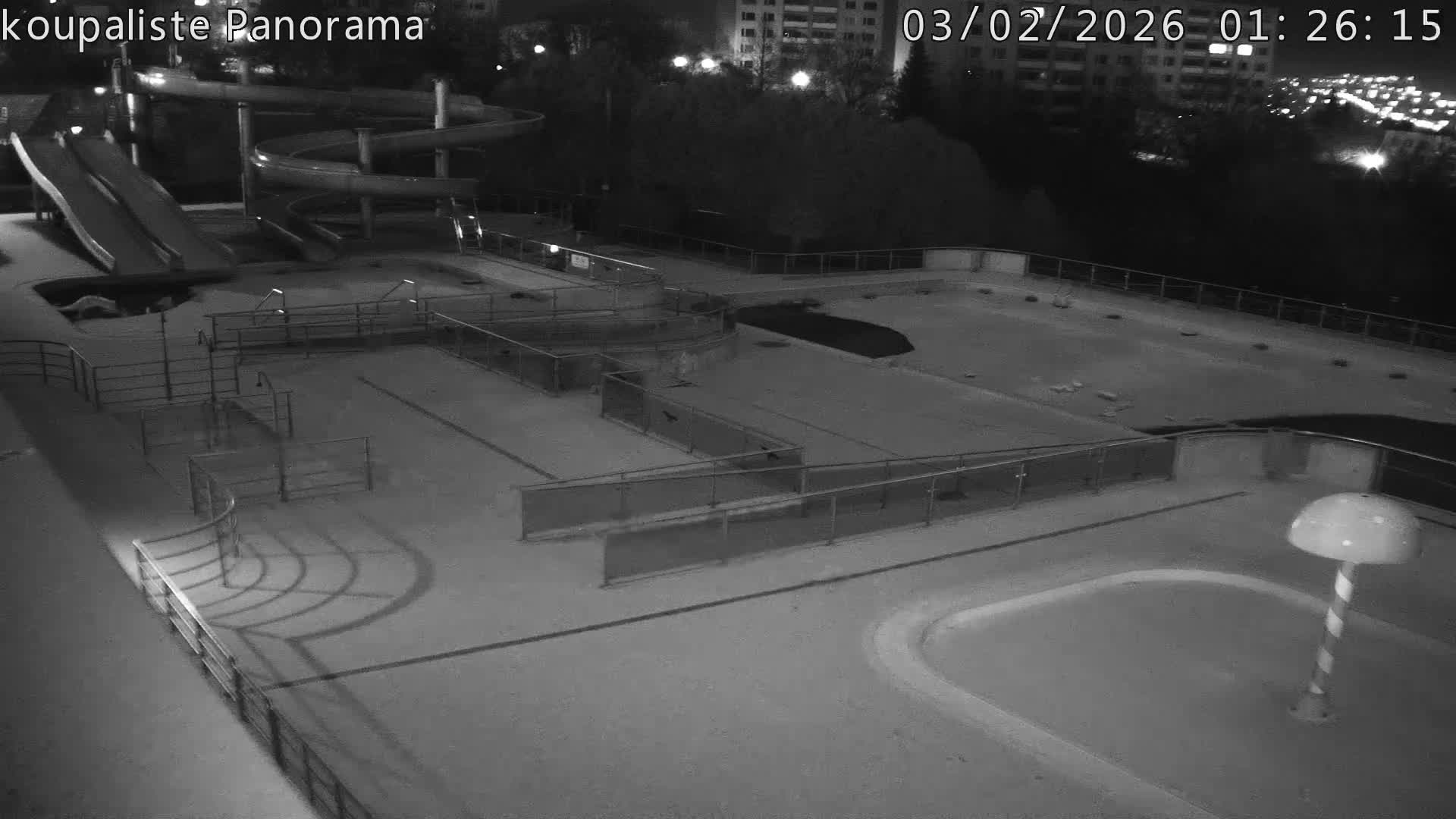 Zlín - Koupaliště Panorama Swimming Pool & Aquapark Live Cam - Zlin 5, Zlin, Czechia