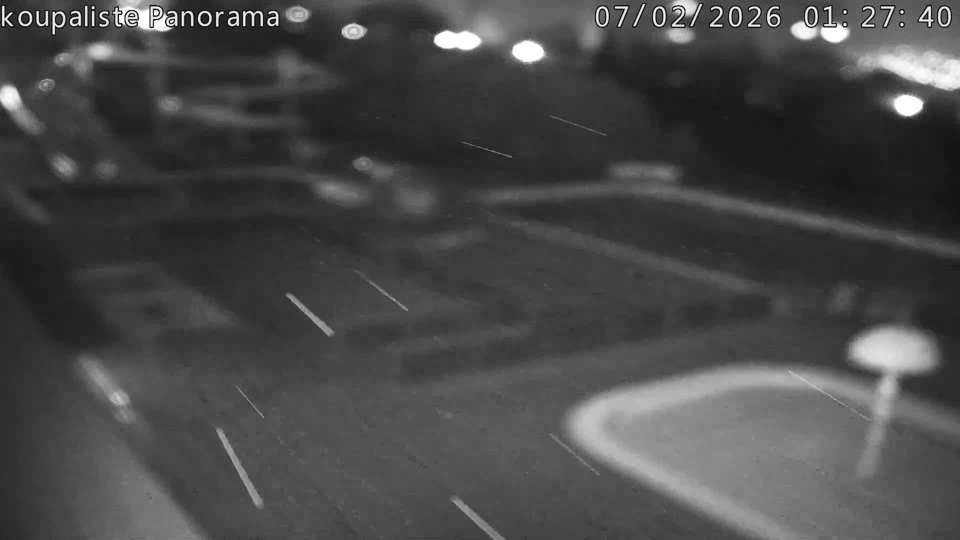 Zlín - Koupaliště Panorama Swimming Pool & Aquapark Live Cam - Zlin 5, Zlin, Czechia