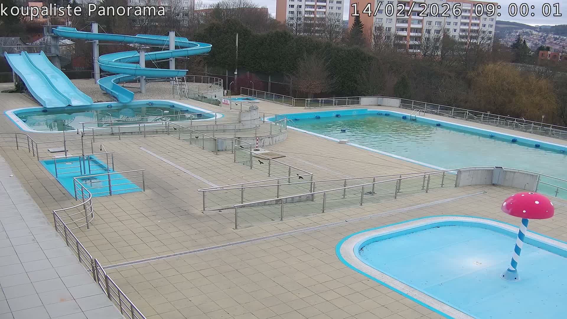 Zlín - Koupaliště Panorama Swimming Pool & Aquapark Live Cam - Zlin 5, Zlin, Czechia