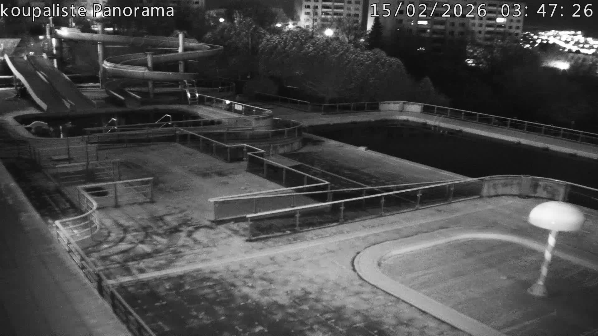 Zlín - Koupaliště Panorama Swimming Pool & Aquapark Live Cam - Zlin 5, Zlin, Czechia