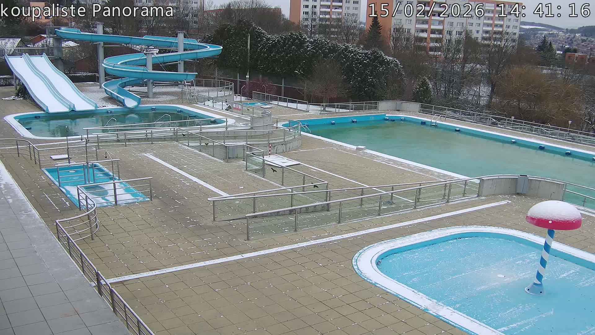 Zlín - Koupaliště Panorama Swimming Pool & Aquapark Live Cam - Zlin 5, Zlin, Czechia