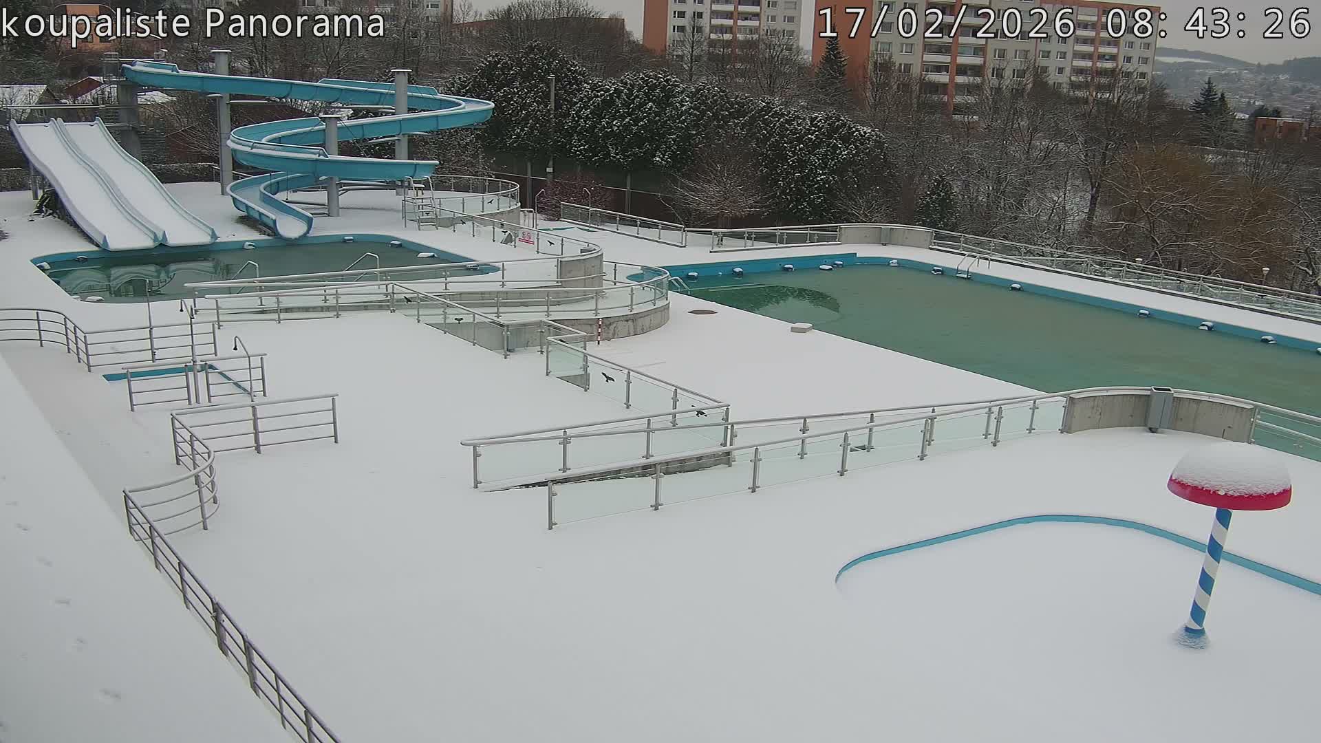 Zlín - Koupaliště Panorama Swimming Pool & Aquapark Live Cam - Zlin 5, Zlin, Czechia