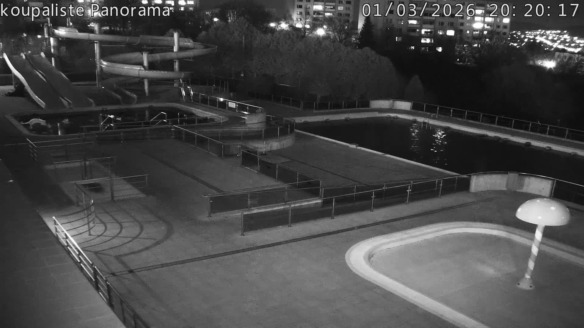 Zlín - Koupaliště Panorama Swimming Pool & Aquapark Live Cam - Zlin 5, Zlin, Czechia
