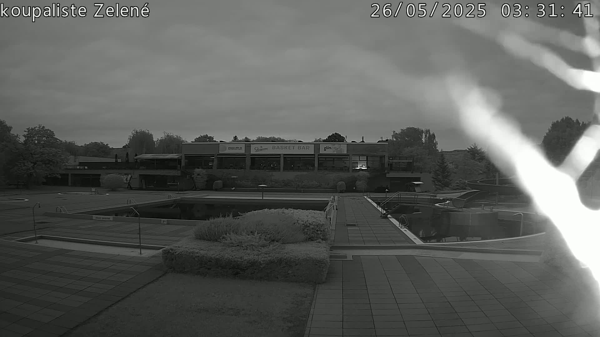 Zlín - Koupaliště Zelené Swimming Pool & Aquapark Live Cam - Zlin 1, Zlin, Czechia