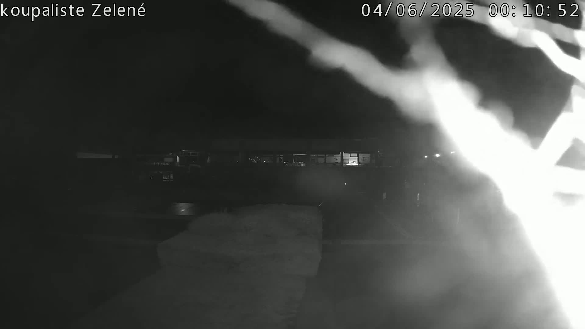Zlín - Koupaliště Zelené Swimming Pool & Aquapark Live Cam - Zlin 1, Zlin, Czechia