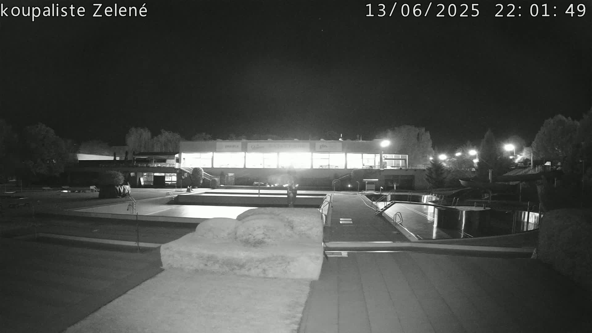 Zlín - Koupaliště Zelené Swimming Pool & Aquapark Live Cam - Zlin 1, Zlin, Czechia