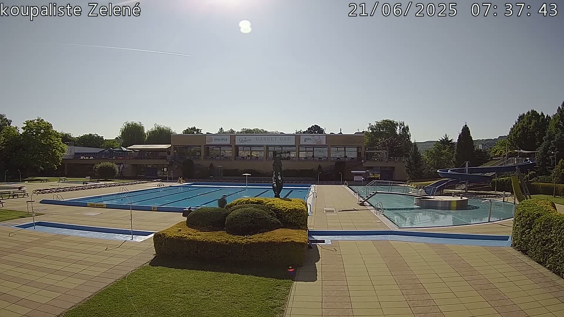Zlín - Koupaliště Zelené Swimming Pool & Aquapark Live Cam - Zlin 1, Zlin, Czechia