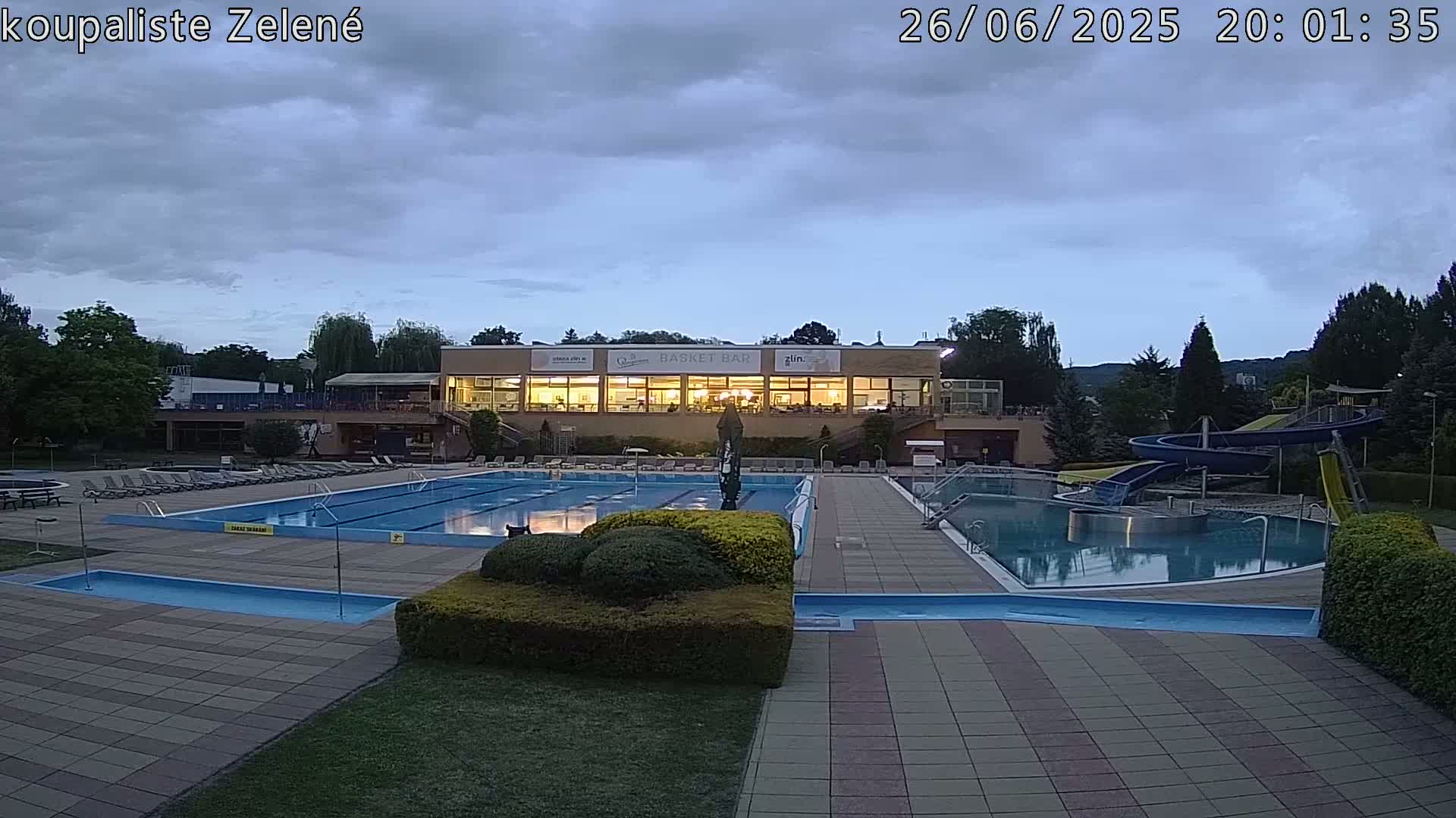 Zlín - Koupaliště Zelené Swimming Pool & Aquapark Live Cam - Zlin 1, Zlin, Czechia
