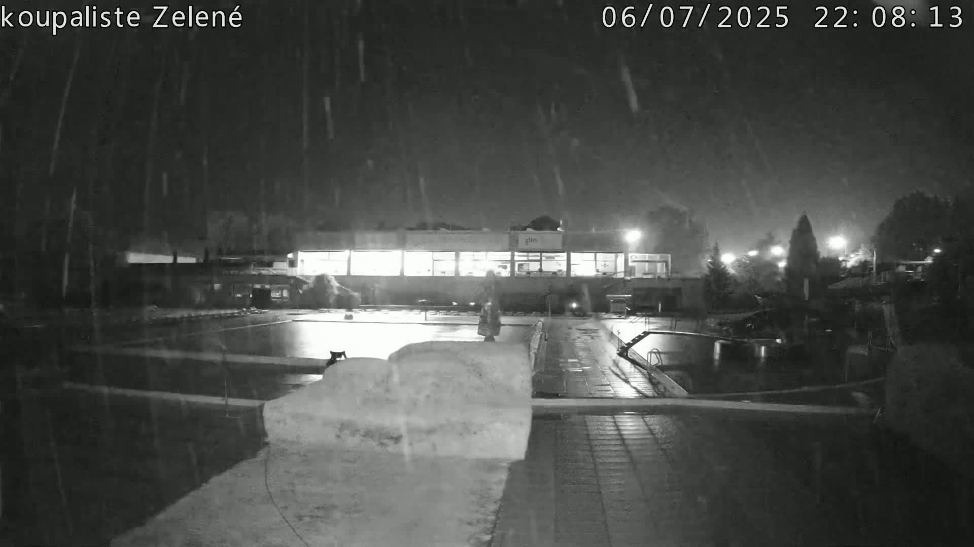 Zlín - Koupaliště Zelené Swimming Pool & Aquapark Live Cam - Zlin 1, Zlin, Czechia