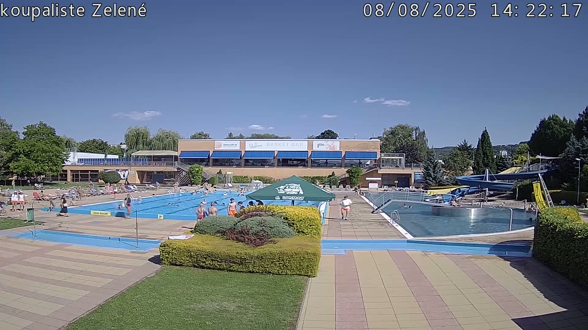 Zlín - Koupaliště Zelené Swimming Pool & Aquapark Live Cam - Zlin 1, Zlin, Czechia