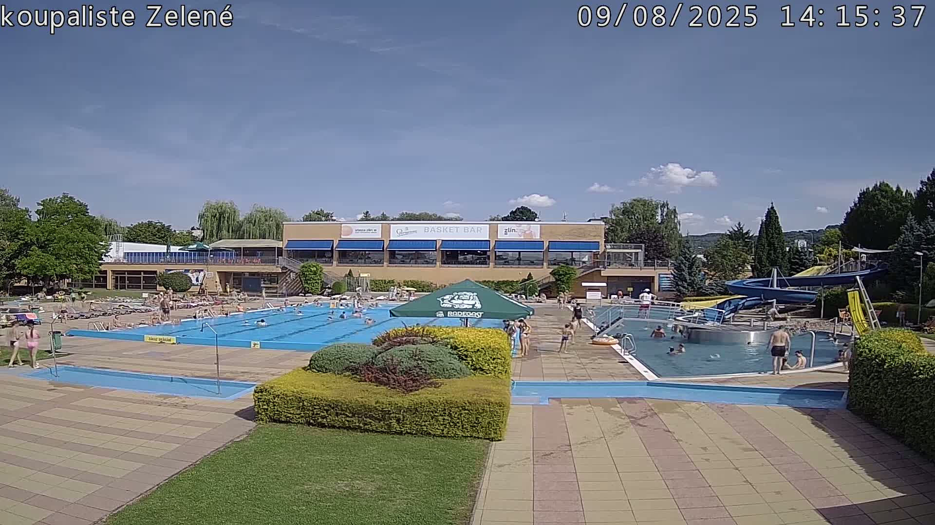 Zlín - Koupaliště Zelené Swimming Pool & Aquapark Live Cam - Zlin 1, Zlin, Czechia