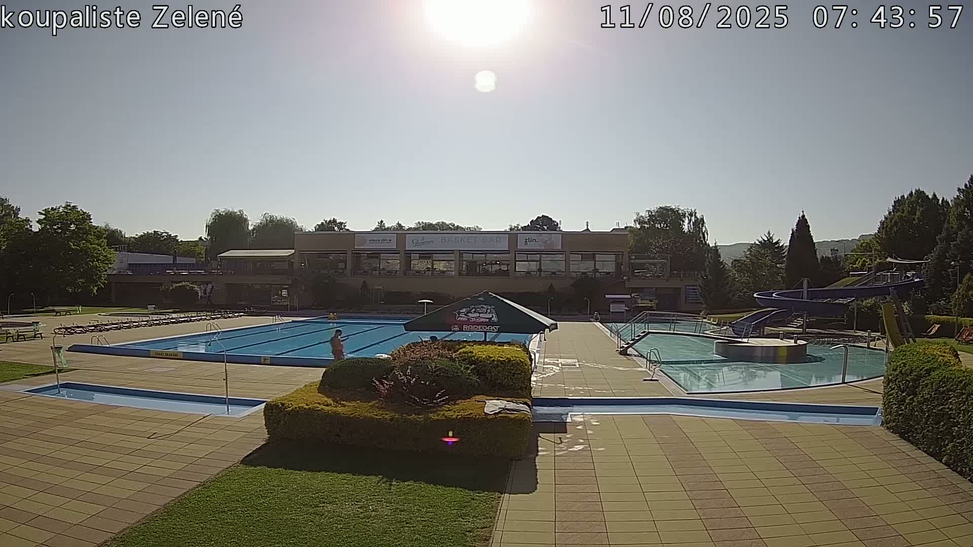 Zlín - Koupaliště Zelené Swimming Pool & Aquapark Live Cam - Zlin 1, Zlin, Czechia