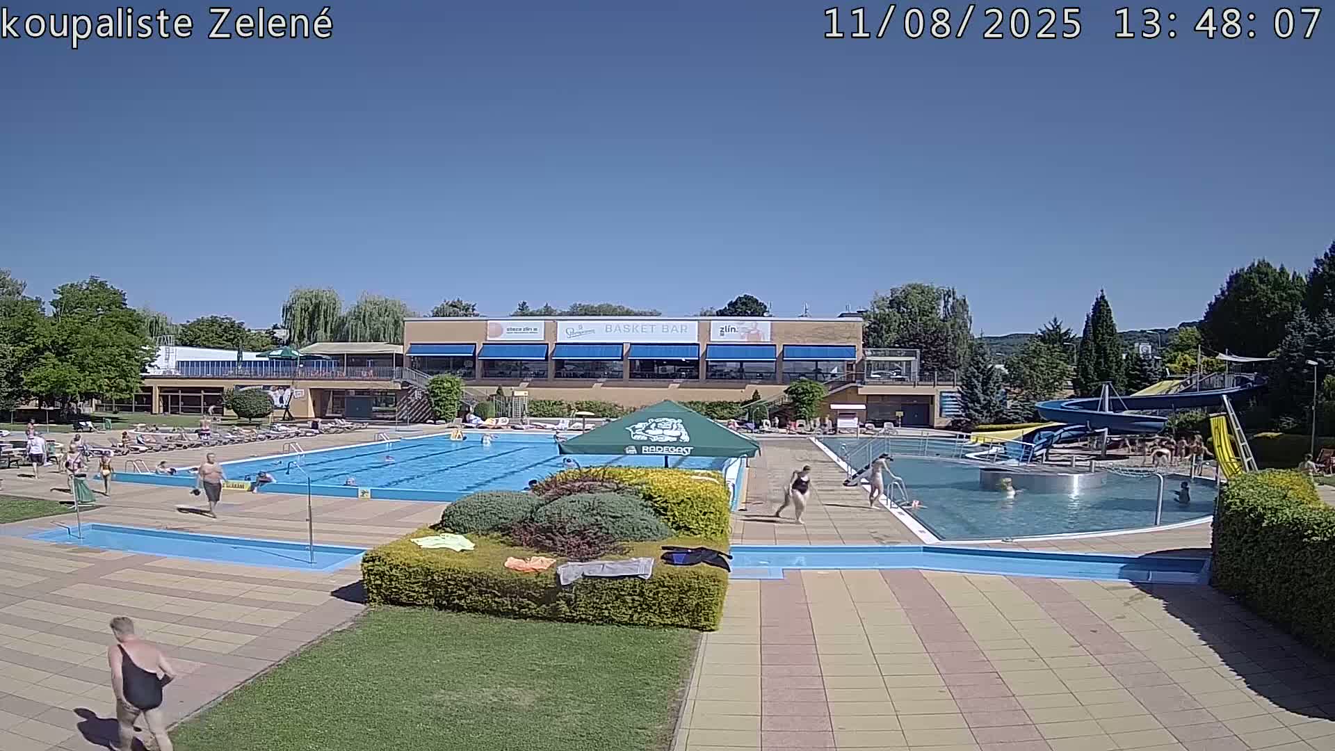 Zlín - Koupaliště Zelené Swimming Pool & Aquapark Live Cam - Zlin 1, Zlin, Czechia