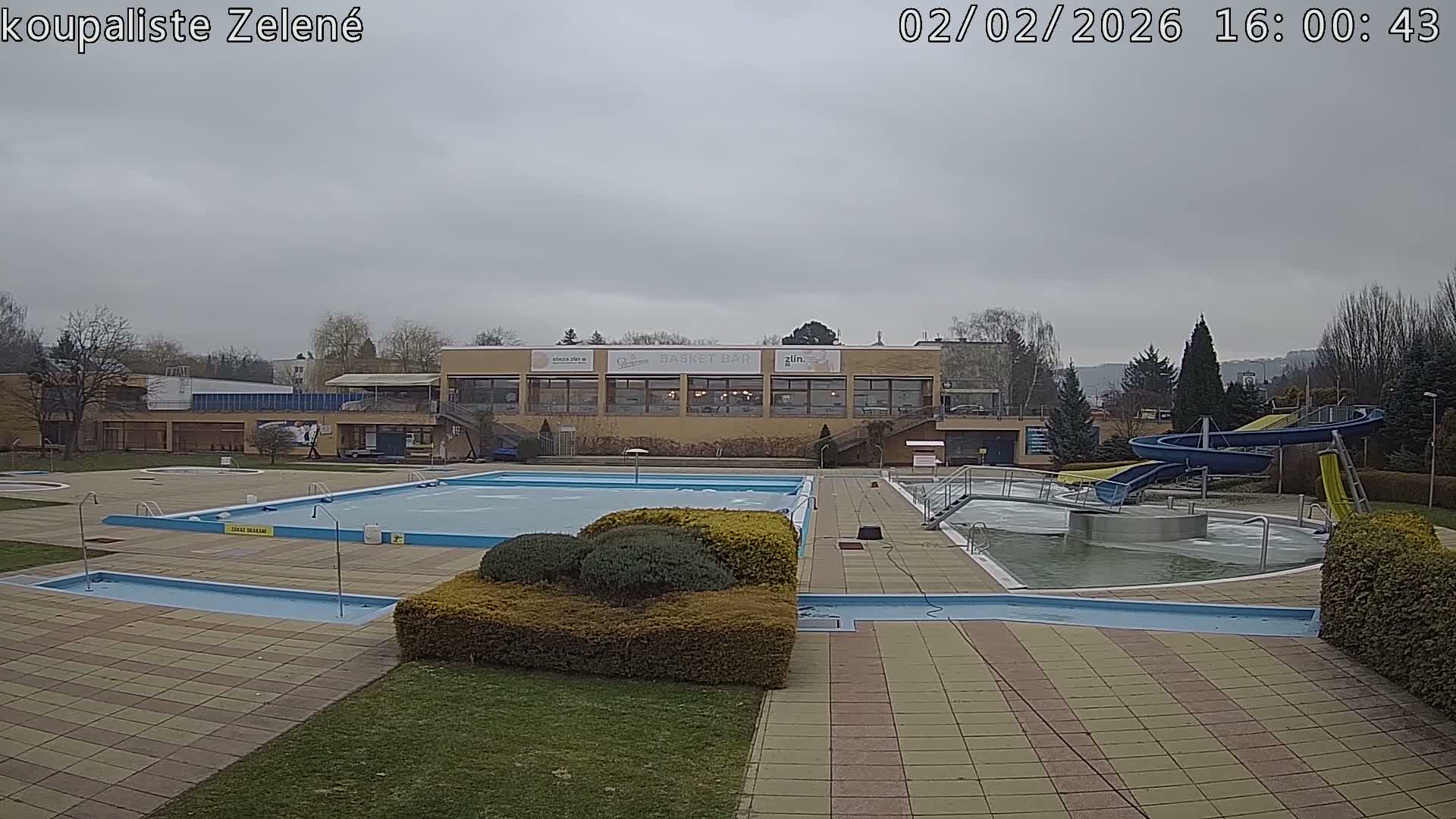 Zlín - Koupaliště Zelené Swimming Pool & Aquapark Live Cam - Zlin 1, Zlin, Czechia