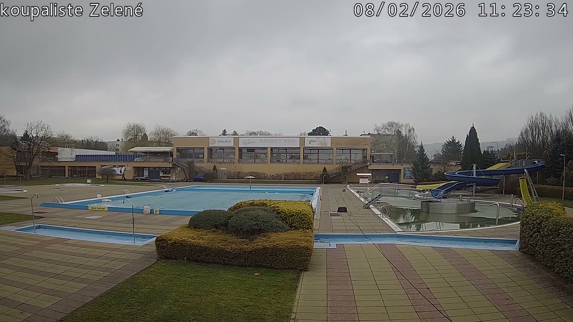 Zlín - Koupaliště Zelené Swimming Pool & Aquapark Live Cam - Zlin 1, Zlin, Czechia