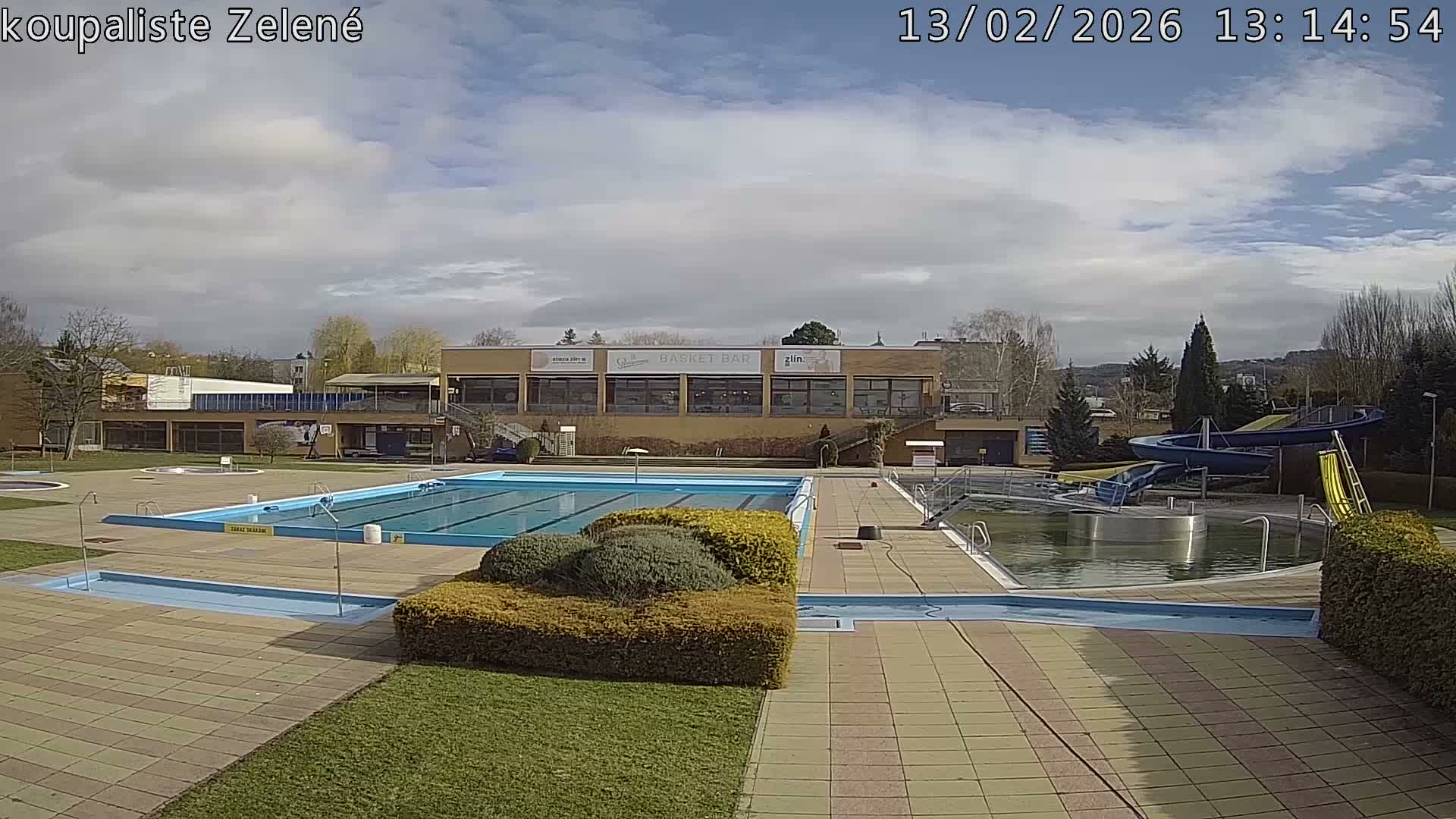 Zlín - Koupaliště Zelené Swimming Pool & Aquapark Live Cam - Zlin 1, Zlin, Czechia