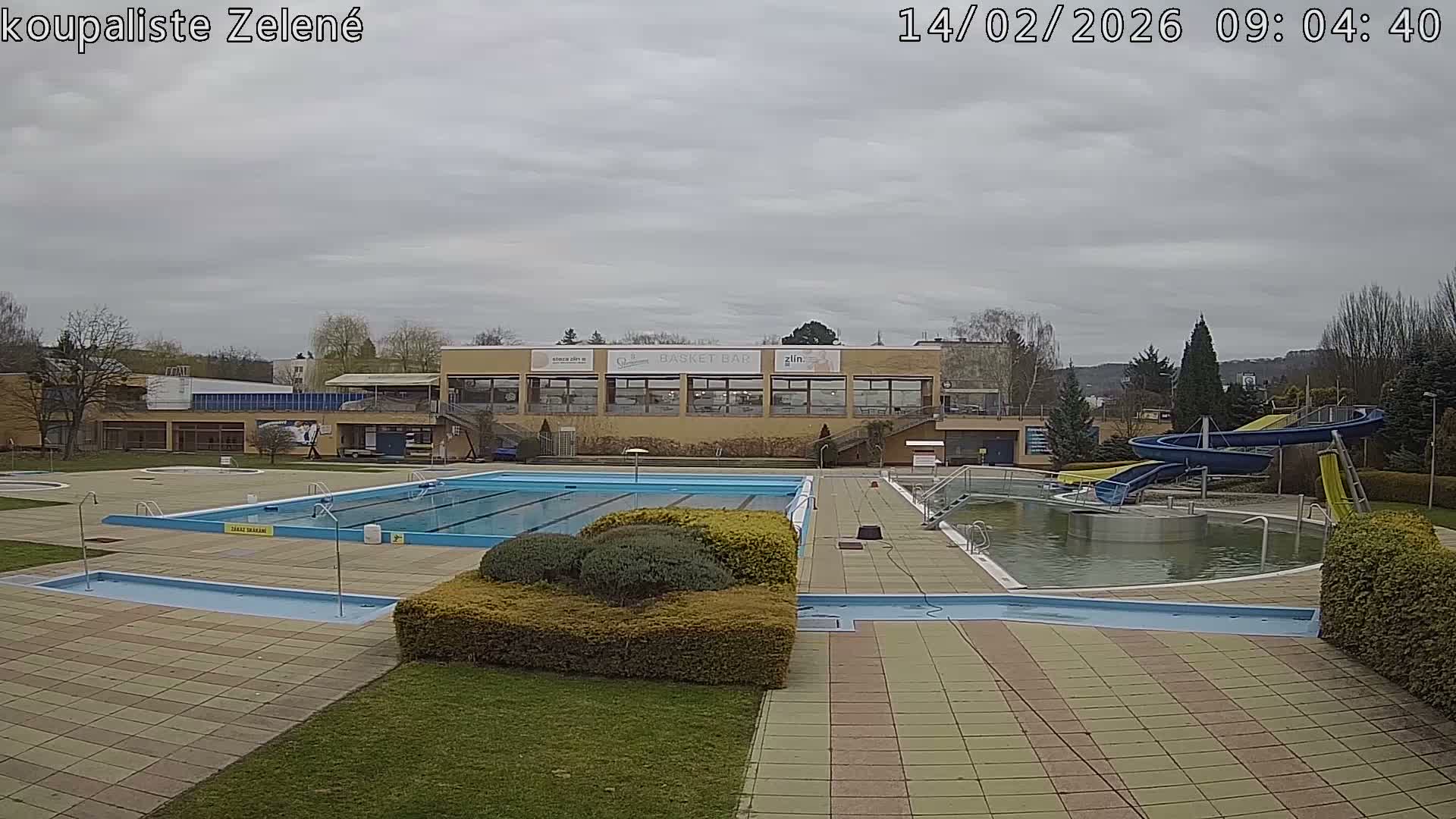 Zlín - Koupaliště Zelené Swimming Pool & Aquapark Live Cam - Zlin 1, Zlin, Czechia